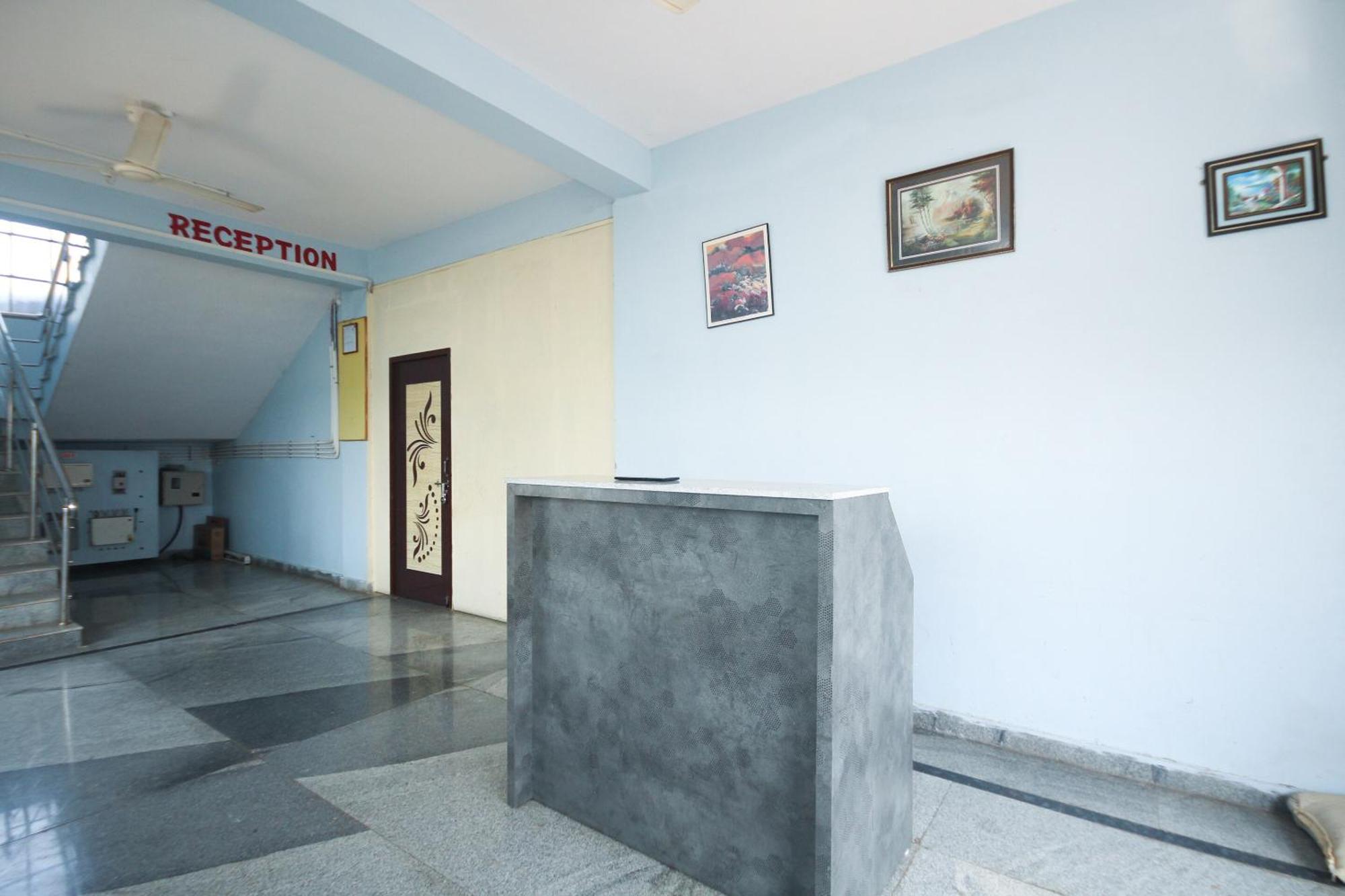 Spot On 39385 Venkatesh Palace Farhatabad Exterior photo